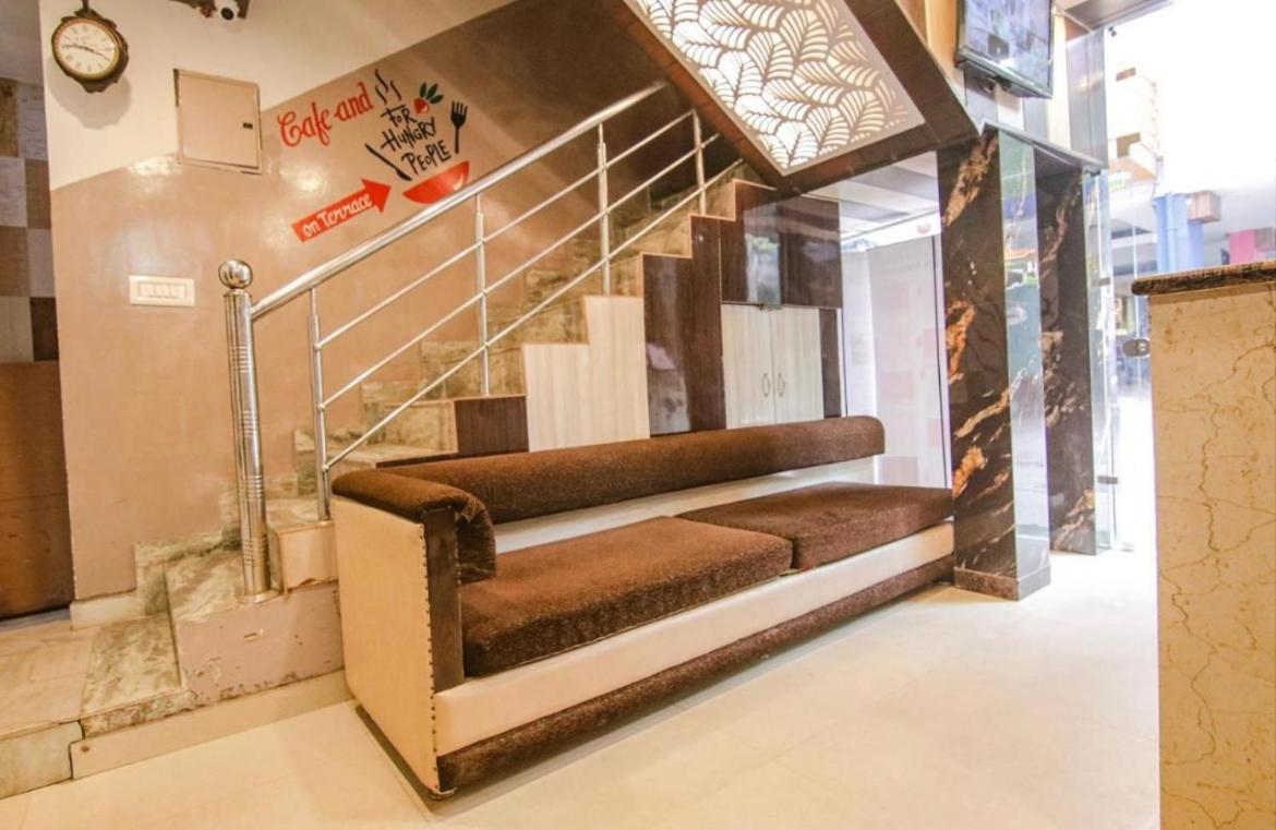 The For You Hotel & Restaurant Rishīkesh Esterno foto