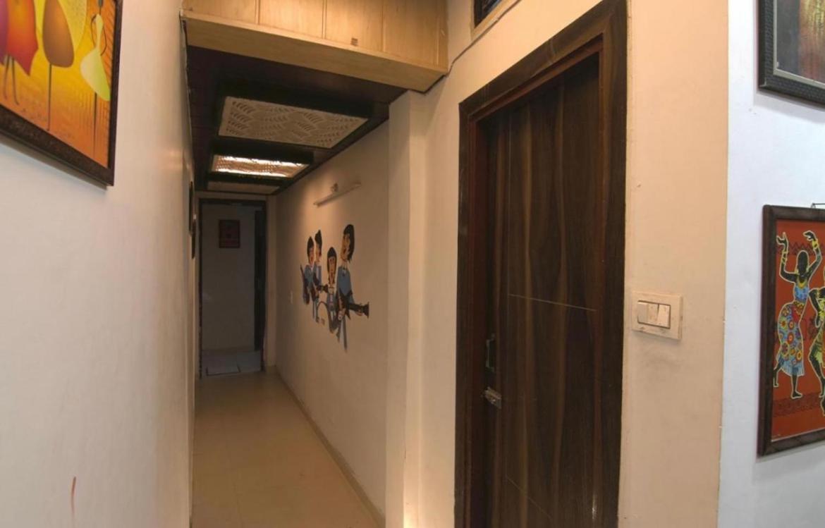 The For You Hotel & Restaurant Rishīkesh Esterno foto